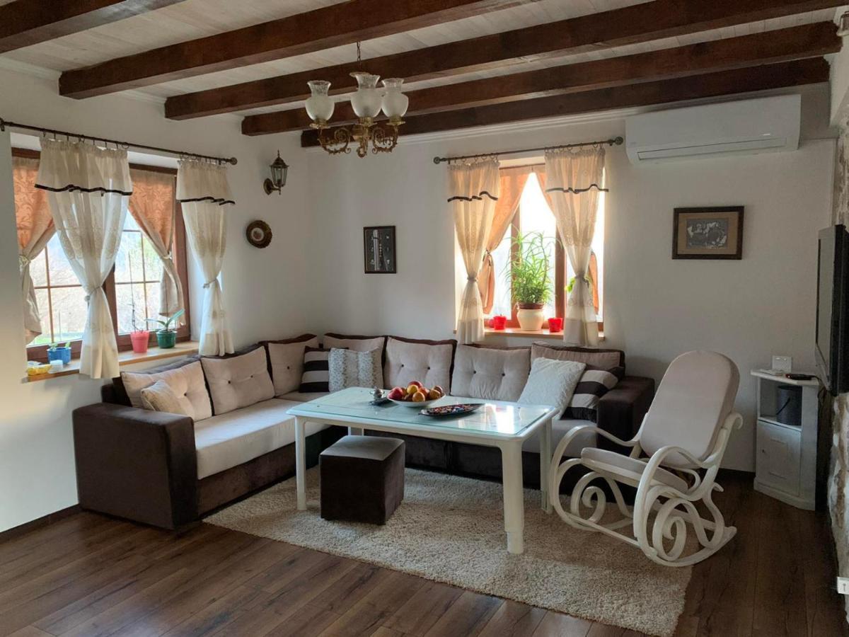 Silent Village Villa With Swimming Pool Mostar Eksteriør bilde