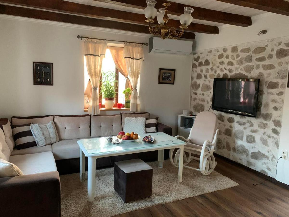 Silent Village Villa With Swimming Pool Mostar Eksteriør bilde